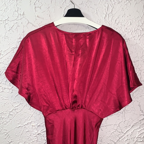 Petal and Pup Dress NWT Flawed Ricki Maxi Ruby Wine Small Satin Butterfly Sleeve - Picture 8 of 17